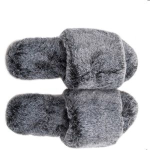 NWT Lemon Slide Slippers